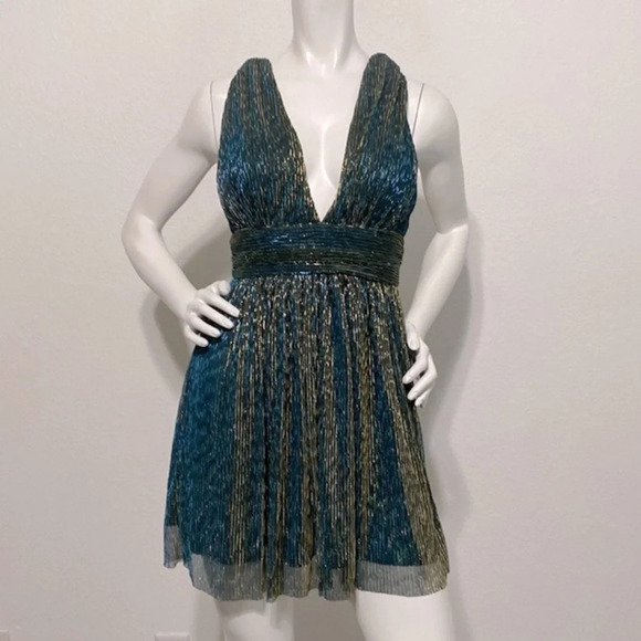Lulu’s Ailey Gold and Teal Metallic Plunge Skater Dress Size Small - Picture 2 of 12